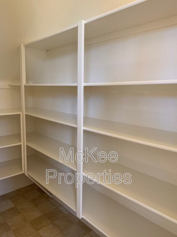 7731 Hazard Center Dr - Photo 5 of 16