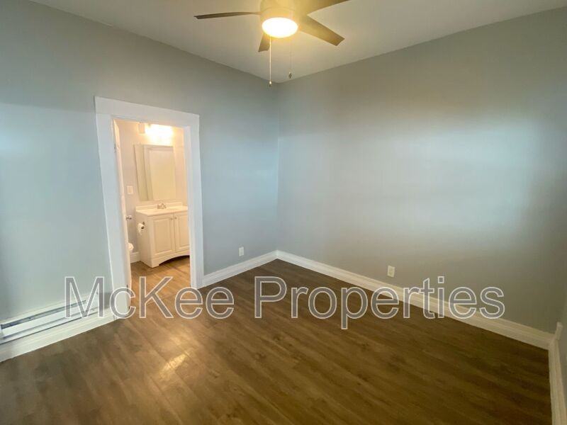 2268 Market St - Photo 7 of 8