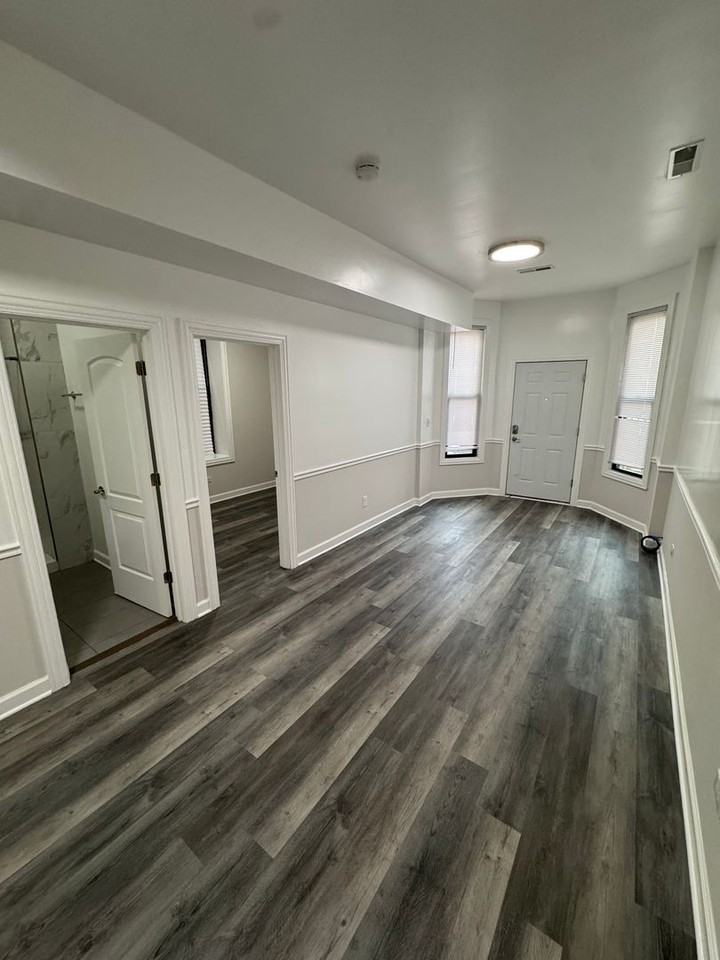 2140 S. Fairfield - Photo 5 of 26