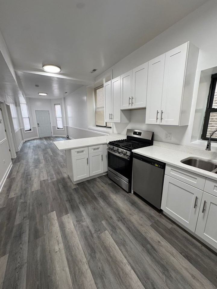 2140 S. Fairfield - Photo 6 of 26