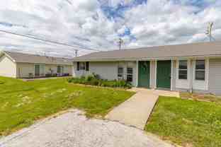 7401 N Moberly Dr #D - Photo 1 of 1