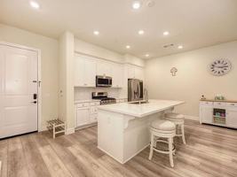 featured image of 1661 Spring St #231