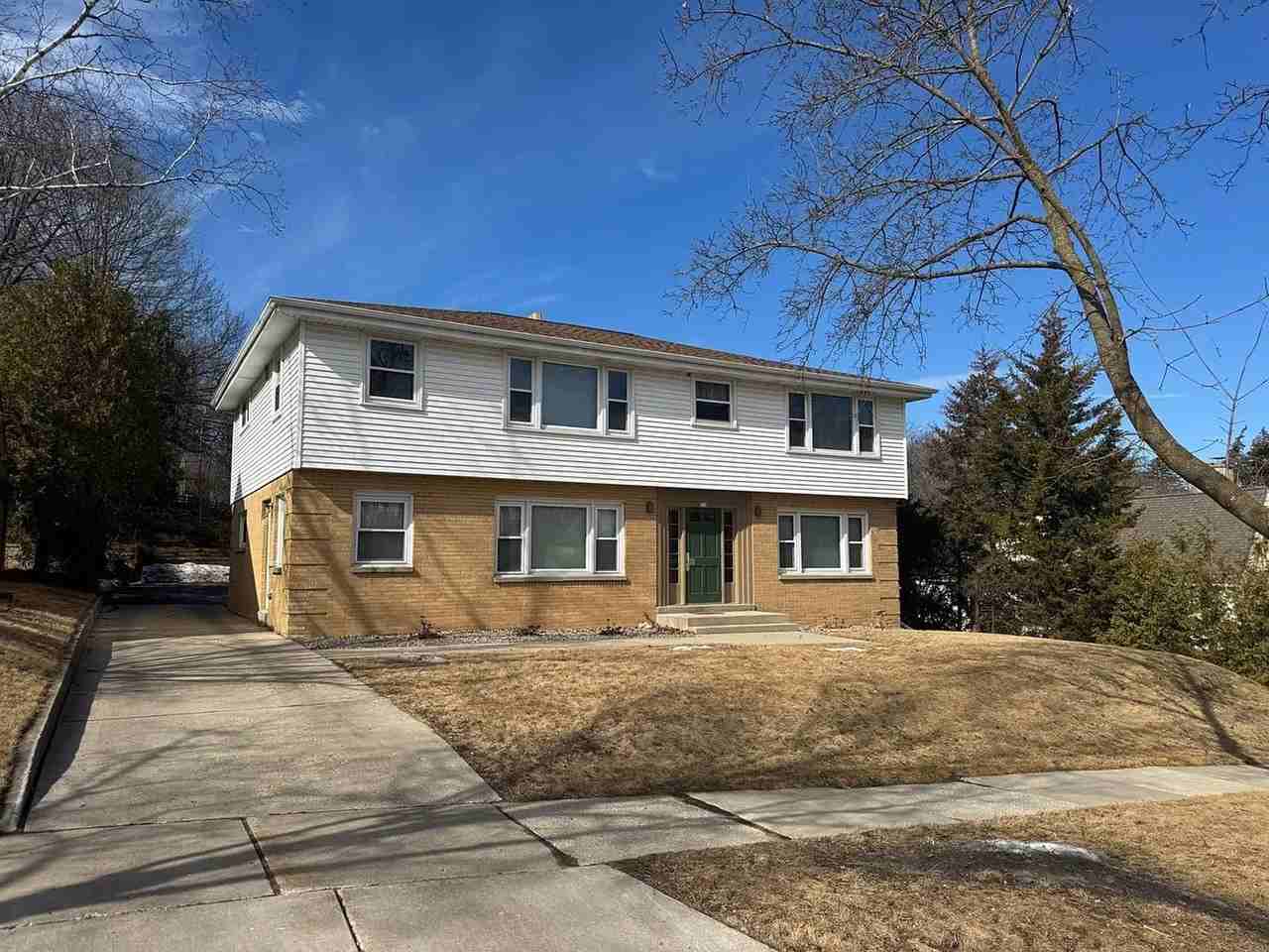 7th Ave Apartments - Photo 2 of 2