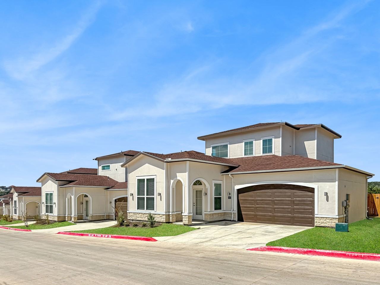 Vue at Sonoma Verde Apartments & Single Family Homes - Photo 2 of 50