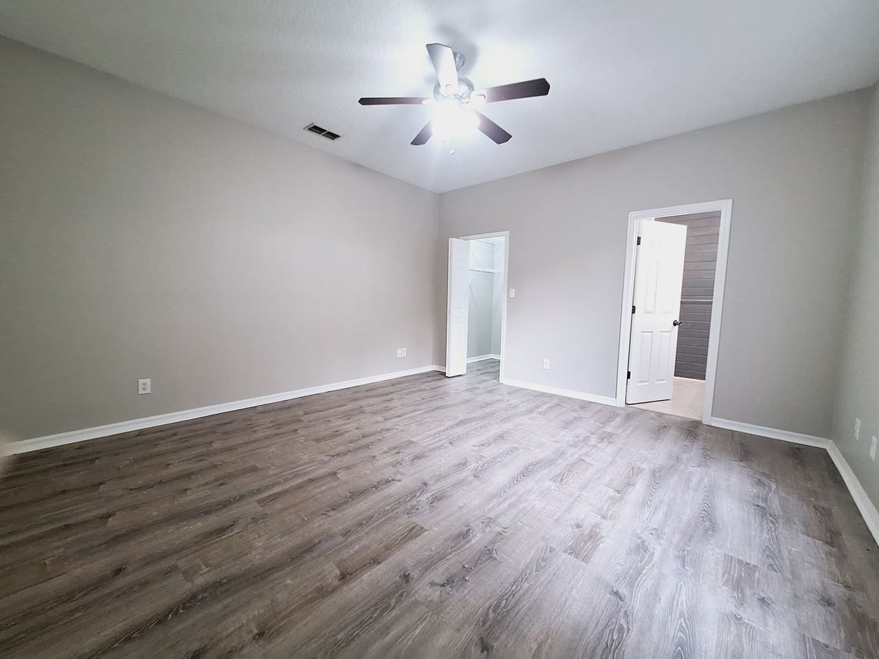 1181 Dekleva Dr - Photo 6 of 18
