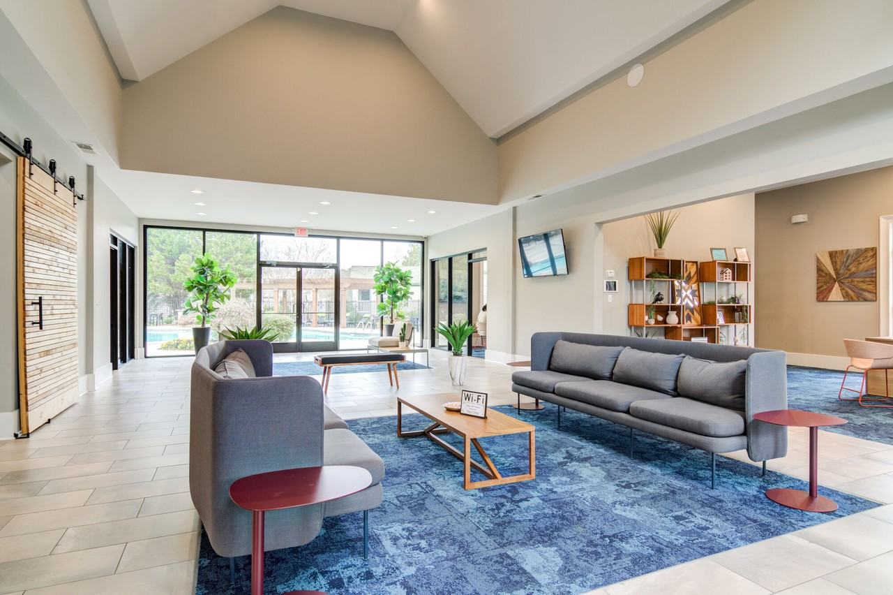 EVERGREEN PARK - Photo 5 of 38