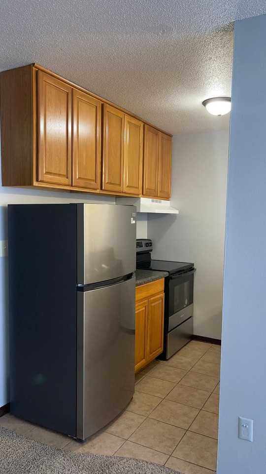 395 Luella St N - Photo 3 of 6