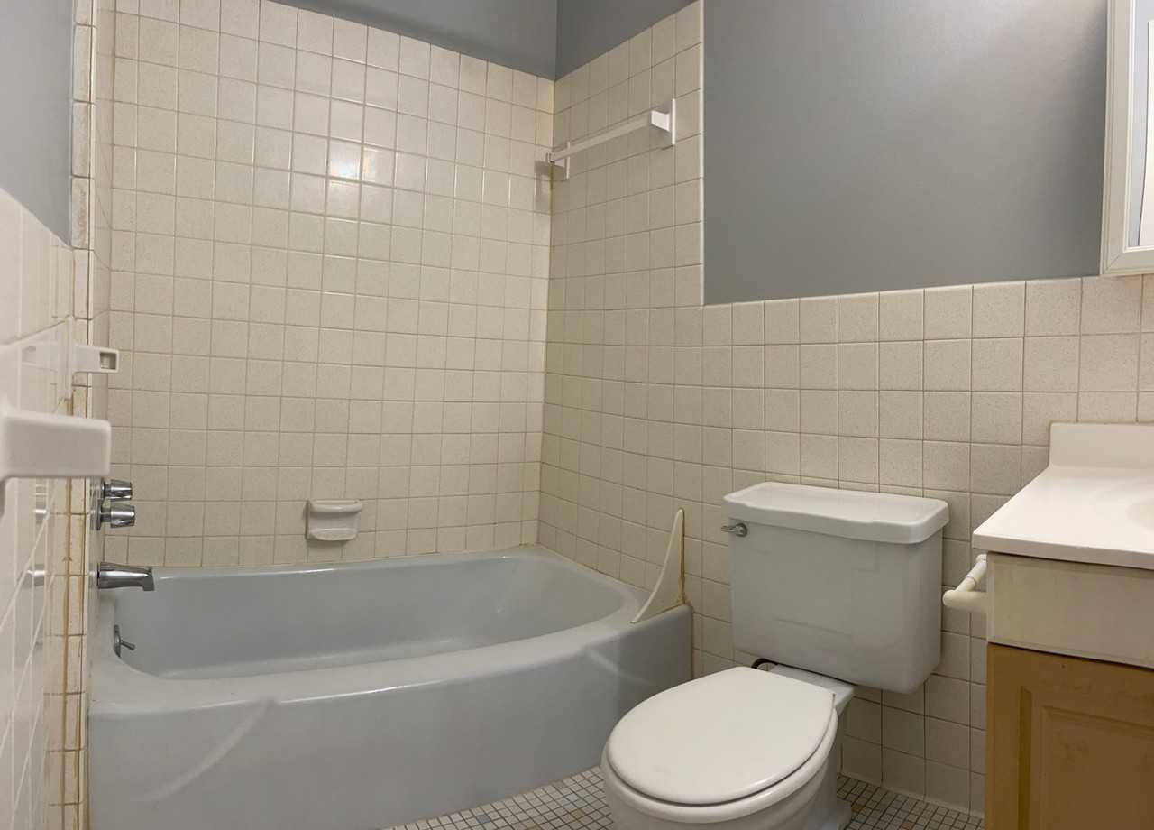 395 Luella St N - Photo 4 of 6