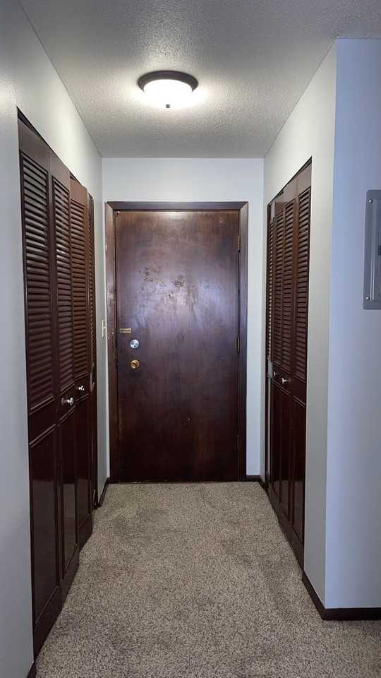 395 Luella St N - Photo 5 of 6