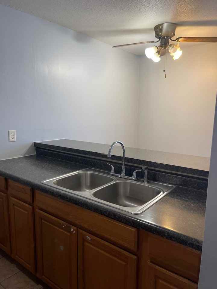 395 Luella St N - Photo 6 of 6