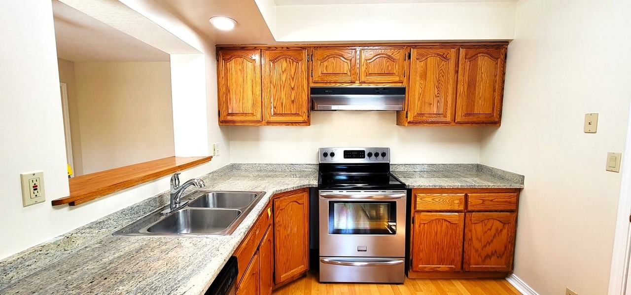 711 Imperial Blvd - Photo 6 of 18
