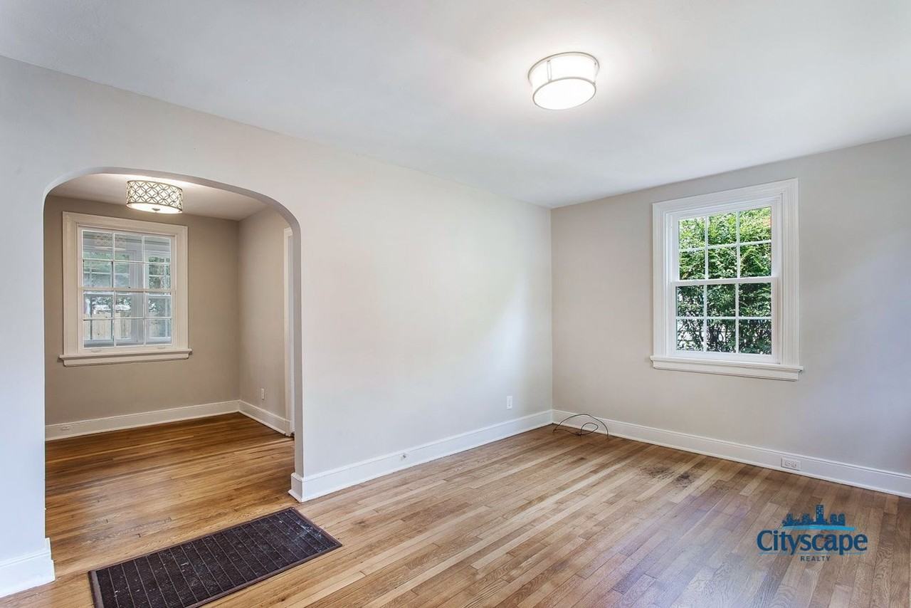 1606 Georgia Ave - Photo 3 of 16