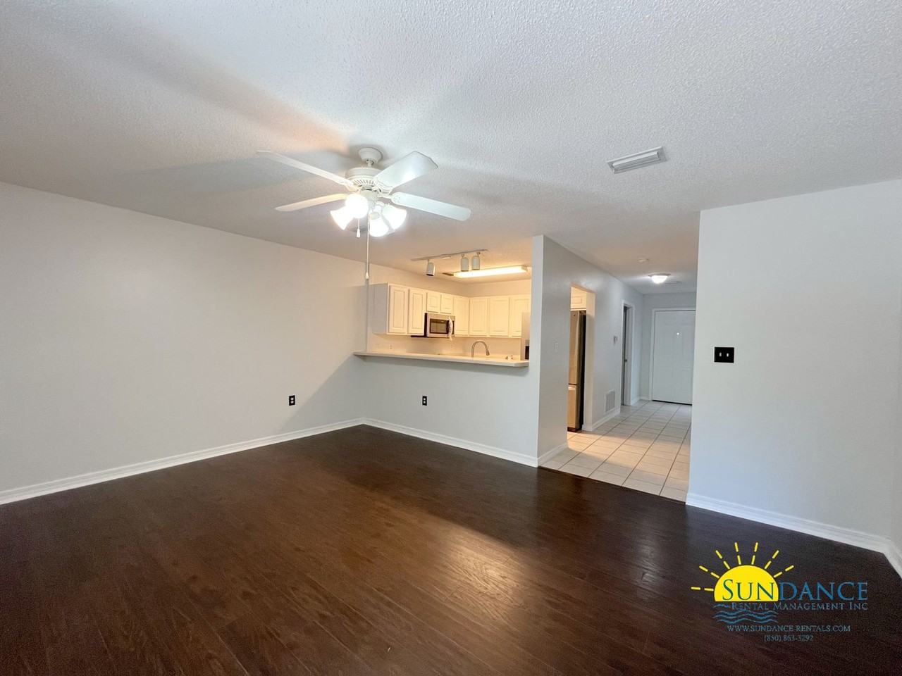 950 Scenic Oak Ln - Photo 3 of 22