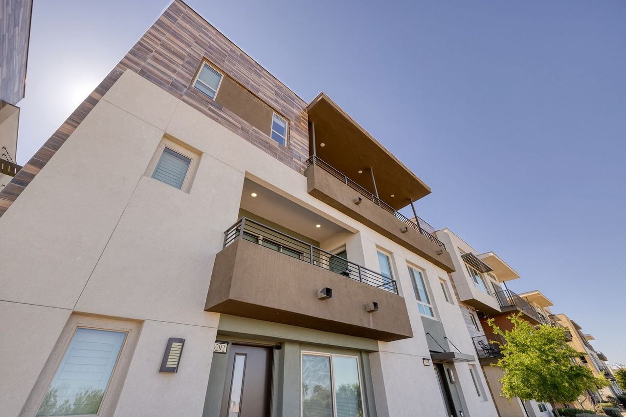 4292 Veraz St - Photo 2 of 46