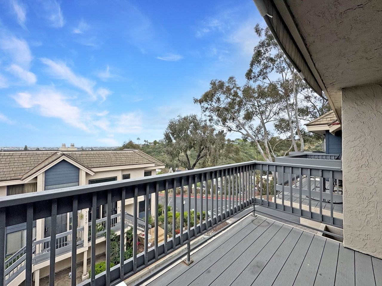 3735 Balboa Ter #C - Photo 3 of 22