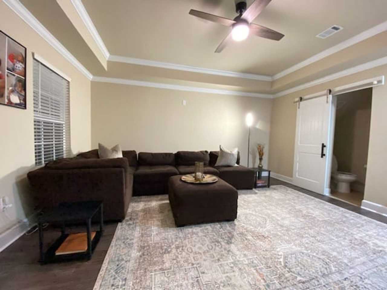 1226 Jessie Way - Photo 5 of 13