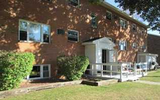 featured image of 902 E Sturgis St