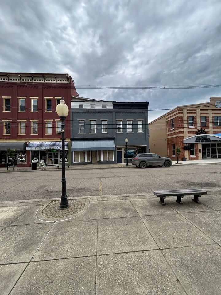 326 Main Street - Photo 7 of 37