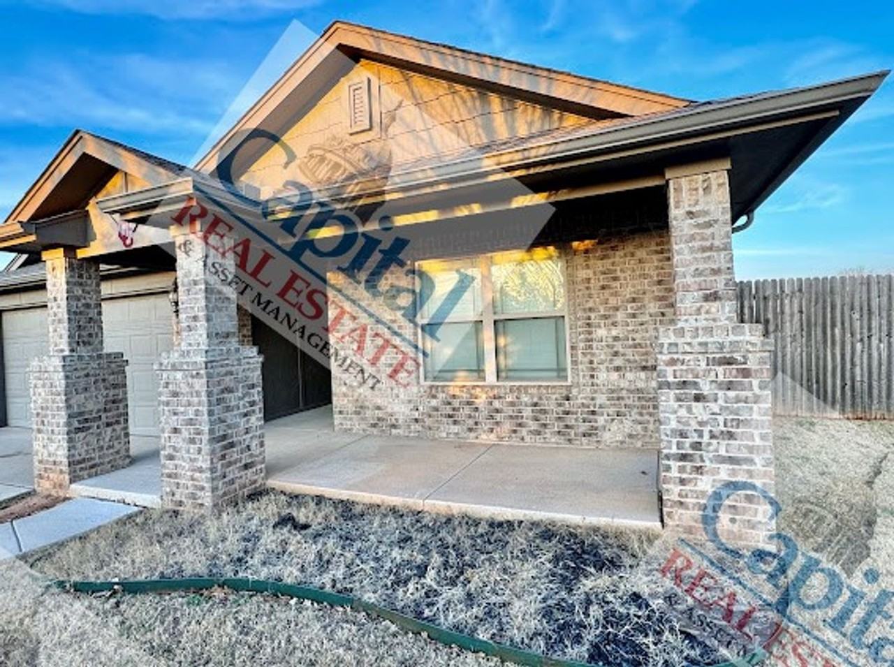 18900 Vea Dr - Photo 3 of 38