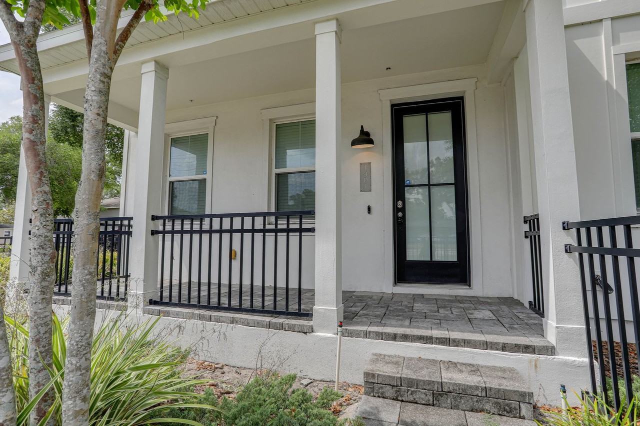 1401 E Michigan St - Photo 4 of 30