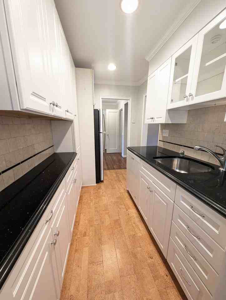 2300 Colston Dr - Photo 6 of 38