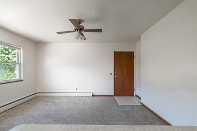 1705 Camus Lane - Photo 4 of 35