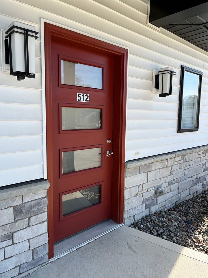 512 West Main Street - Photo 3 of 18