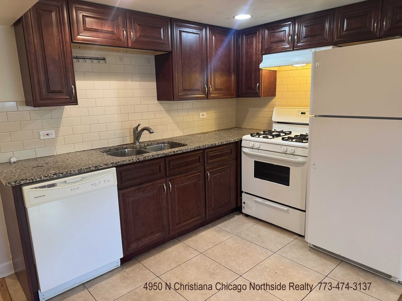 Tinas Towers - Photo 3 of 36