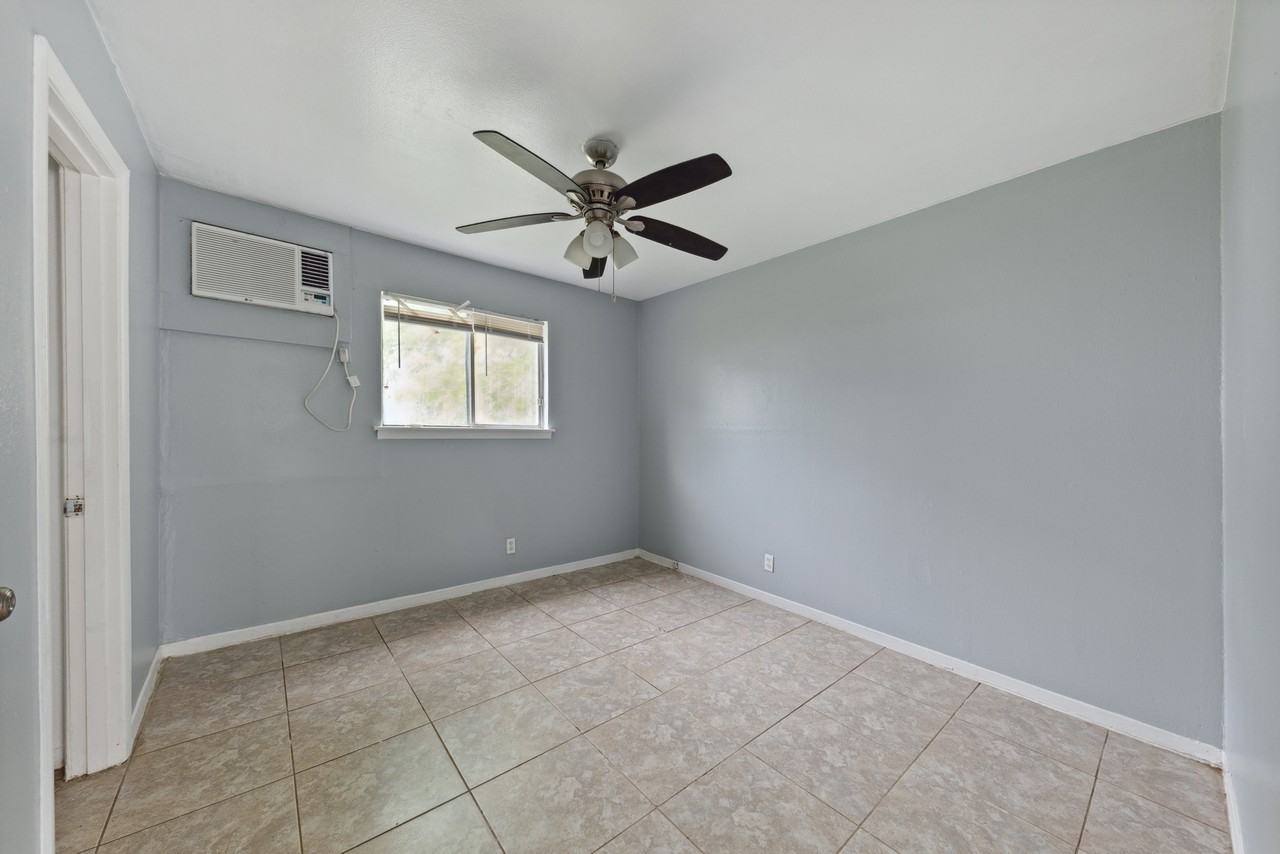 3906 Video Street - Photo 7 of 35