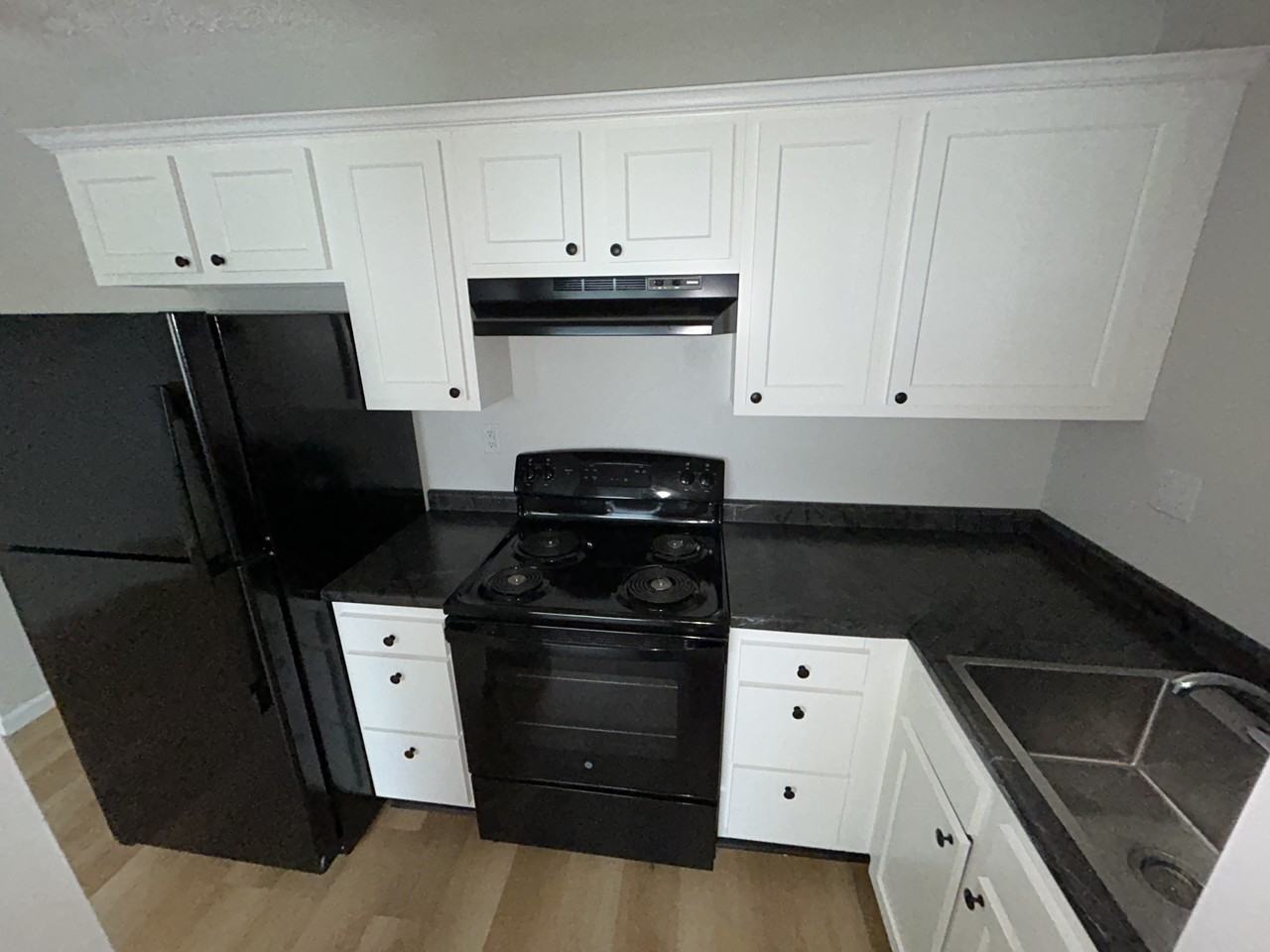 777 Riverview Street - Photo 4 of 8