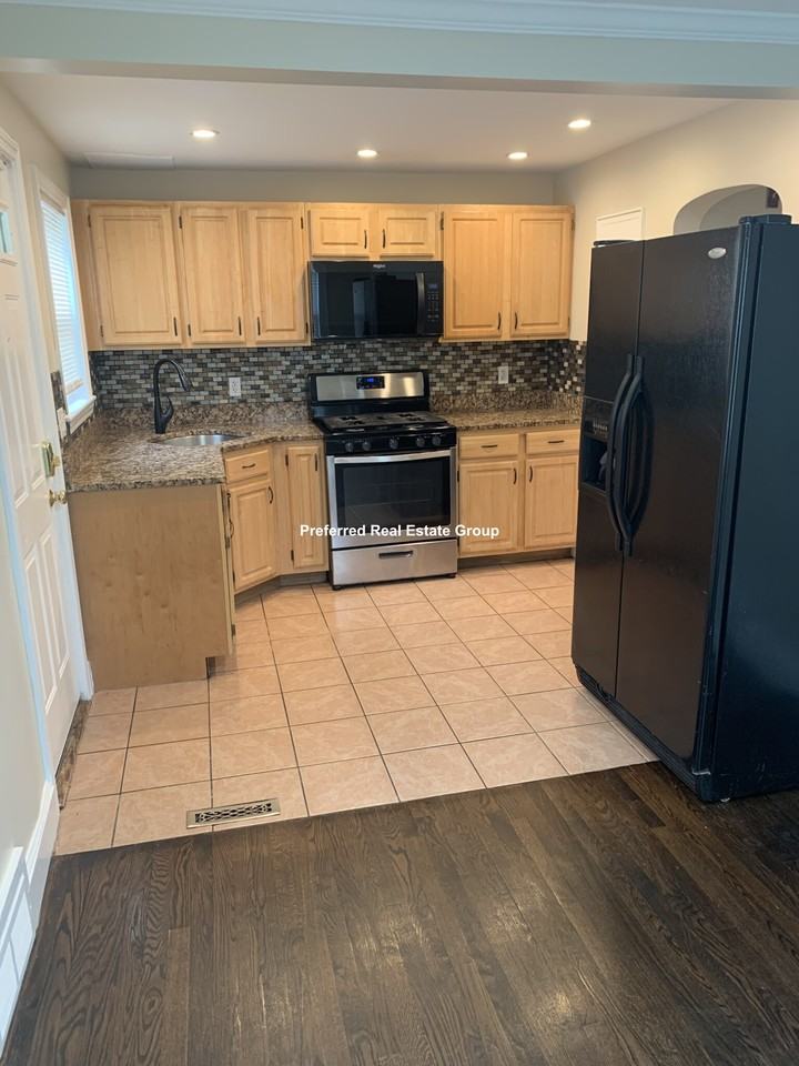 42 Meadowbank Ave #2 - Photo 2 of 18