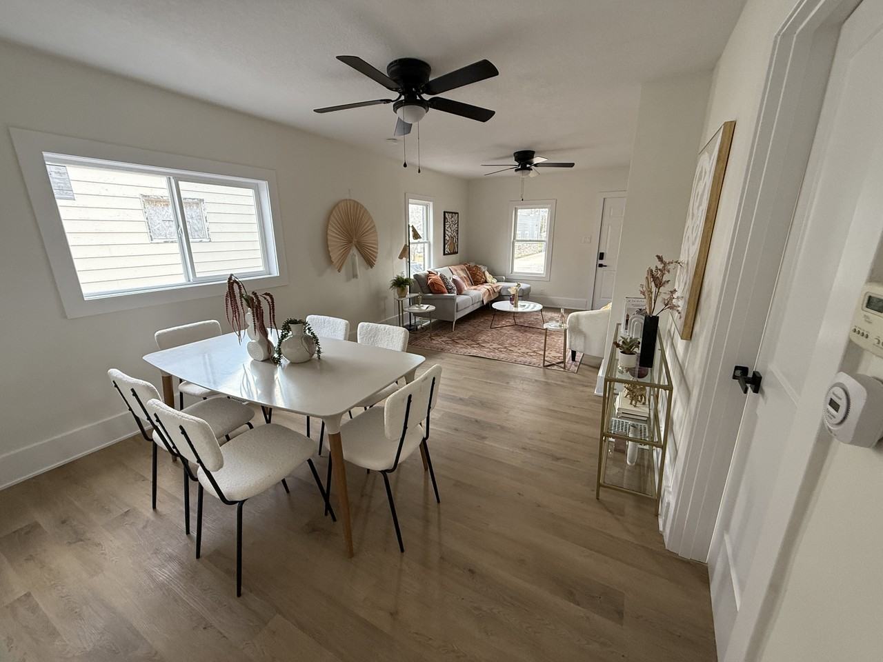 2208 Elizabeth Ave - Photo 3 of 16