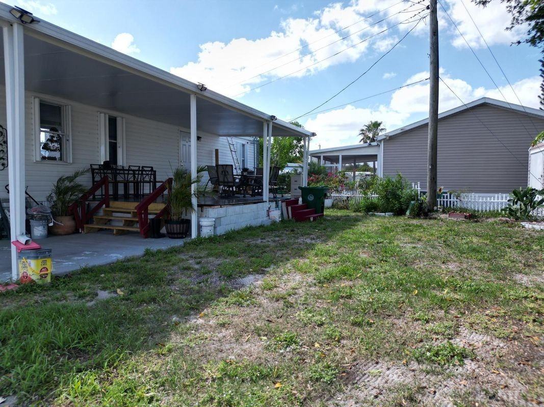 8641 Sw 16th Pl - Photo 2 of 16