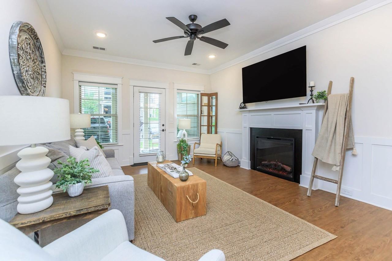 Southaven at Commonwealth - Photo 4 of 50