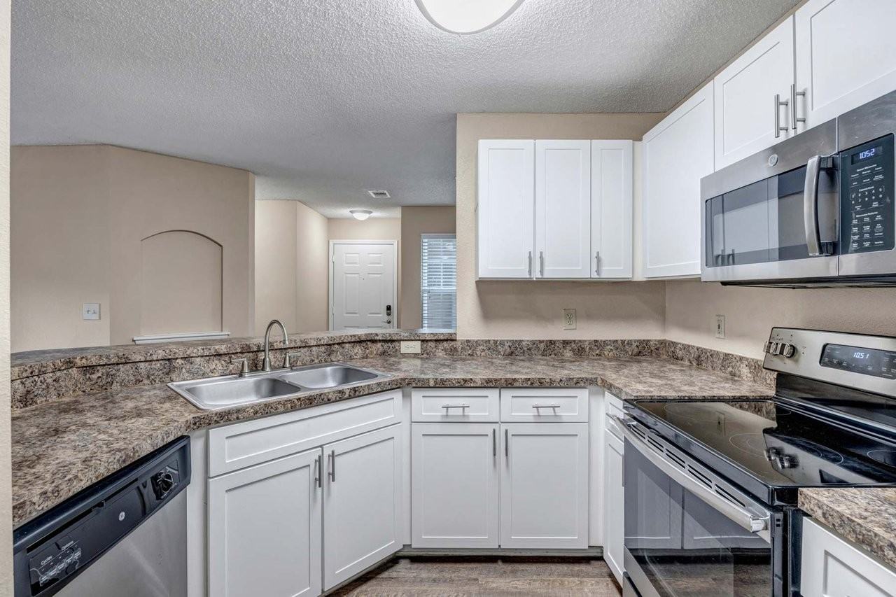 Links at Windsor Parke - Photo 2 of 50