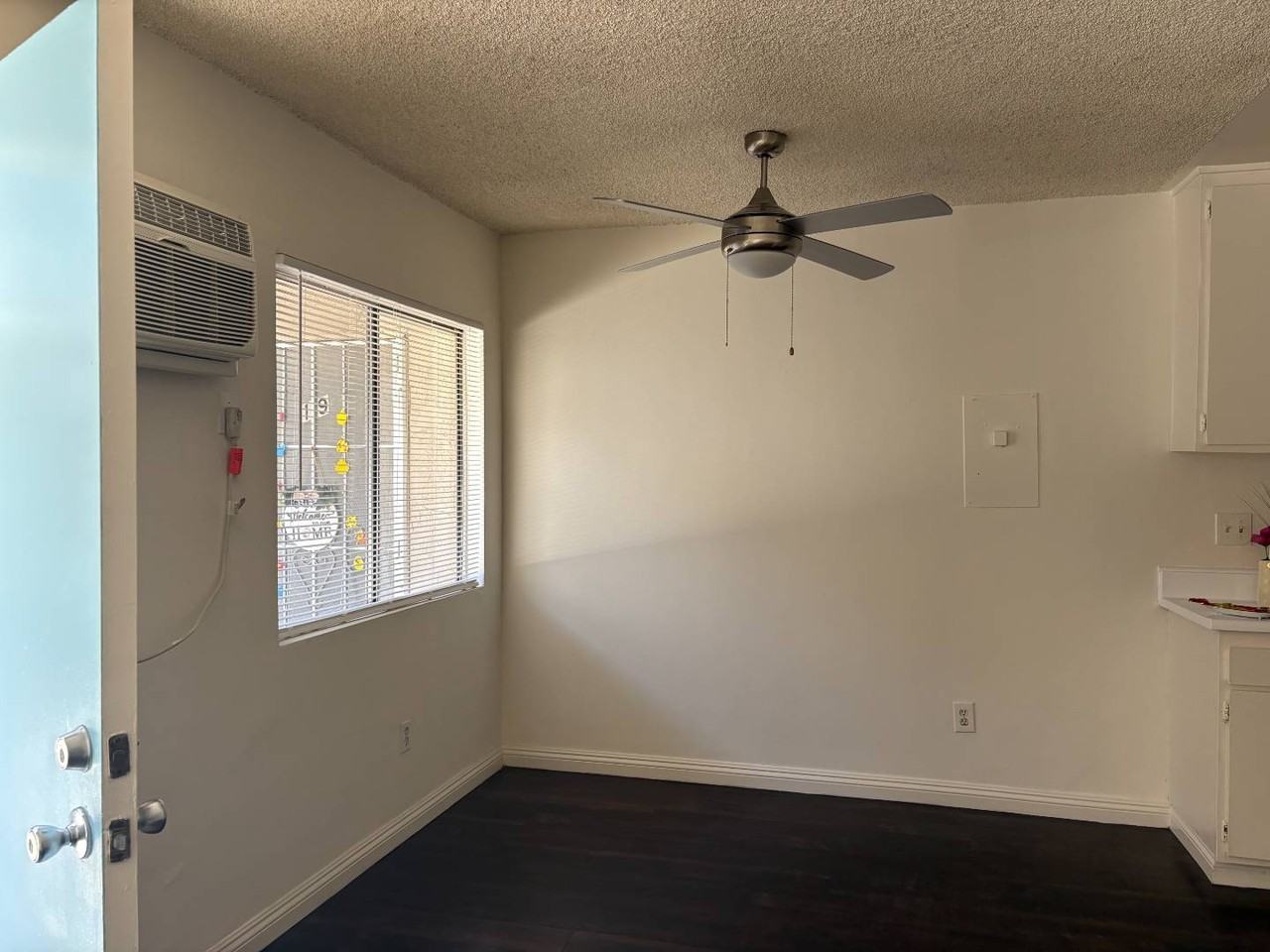 15537 Nordhoff St #18 - Photo 4 of 7