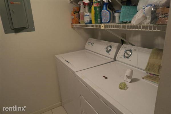 Cresthaven/Jog - Photo 3 of 4