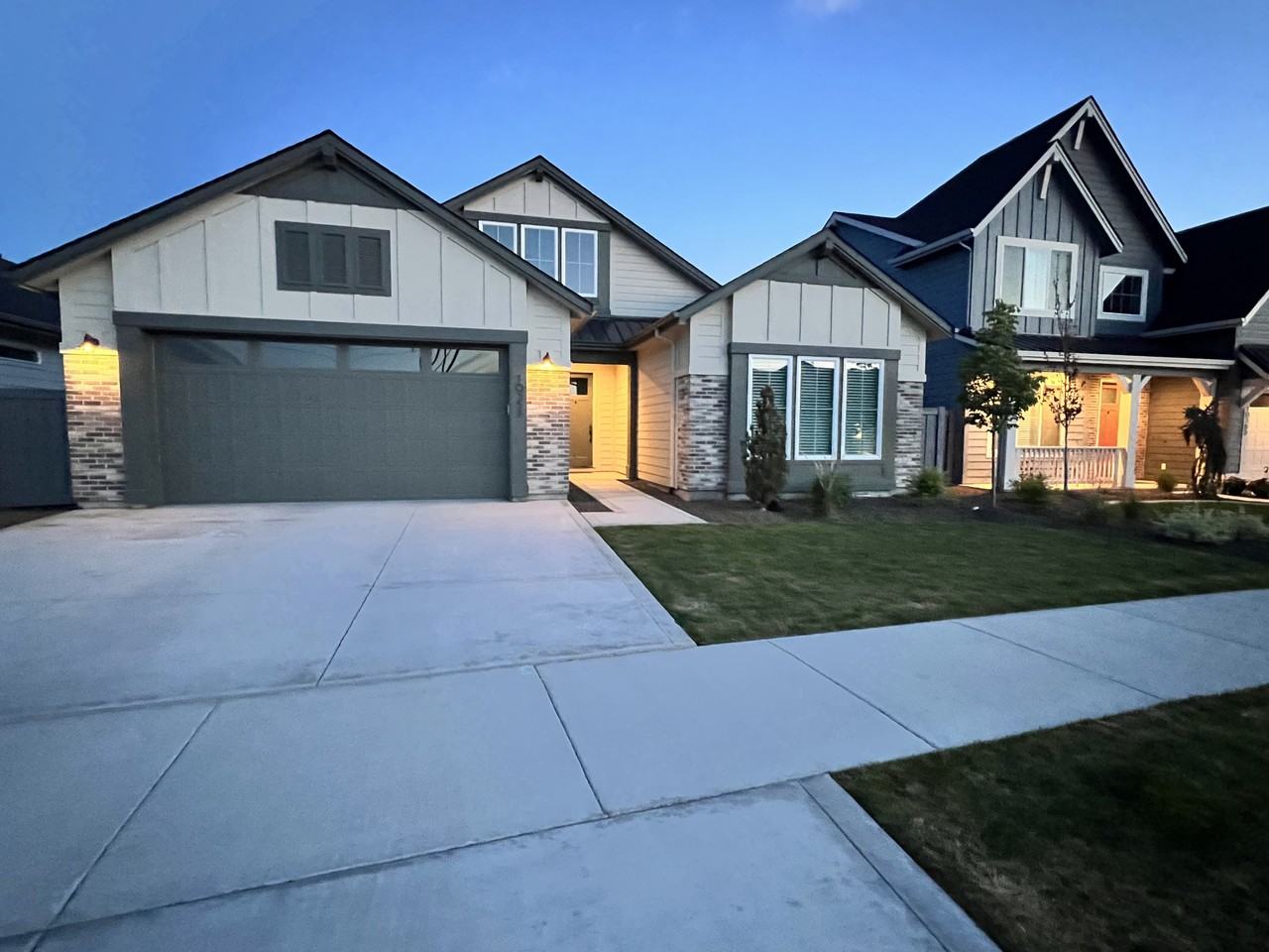 10357 Millgrain St #NA - Photo 2 of 20