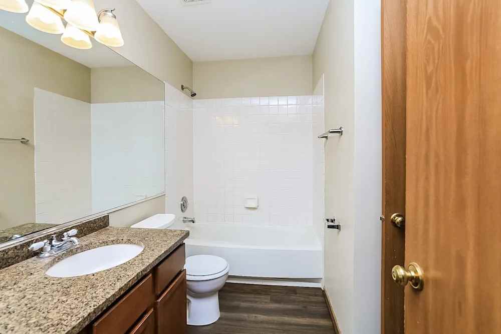 1103 Pin Oak Trl #NA - Photo 3 of 8