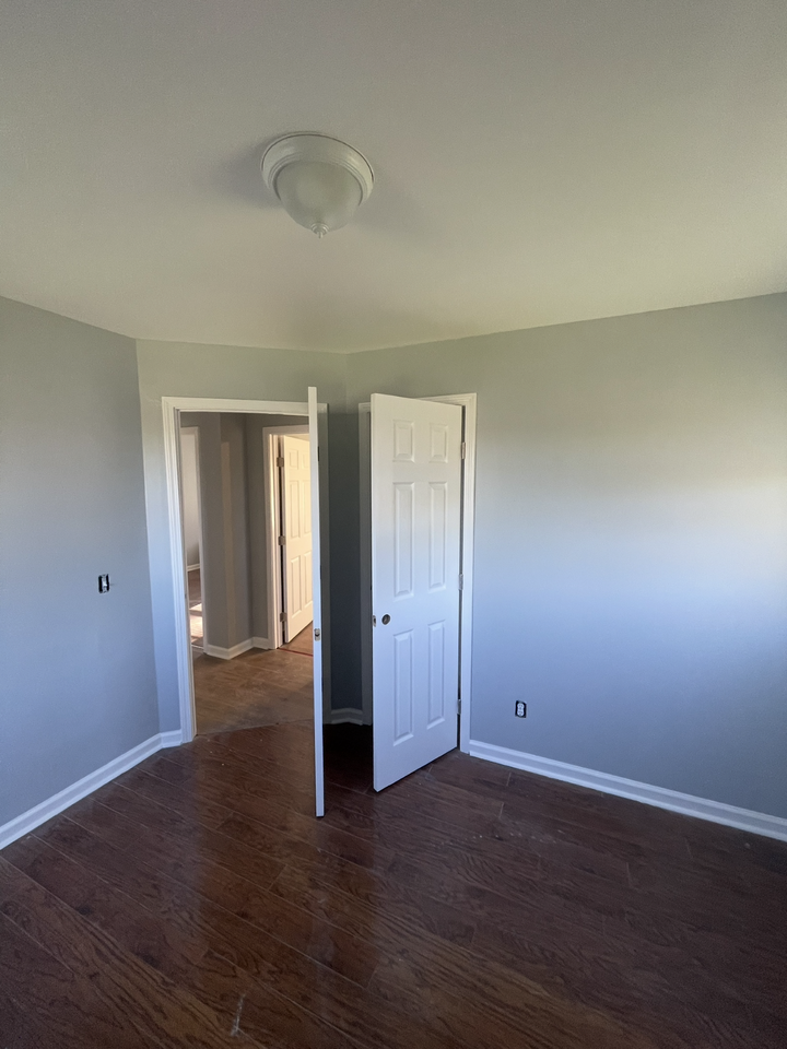 529 Culpepper St #NA - Photo 5 of 10