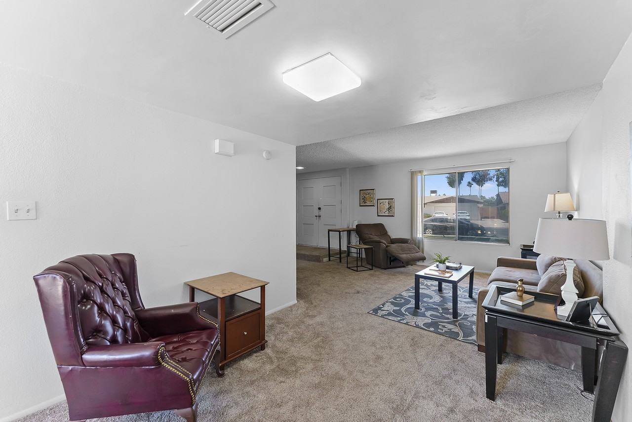 1610 E Baker Dr #4 - Photo 6 of 15