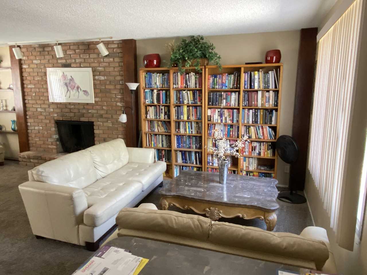 1043 E Loma Vista Dr #5 - Photo 4 of 18