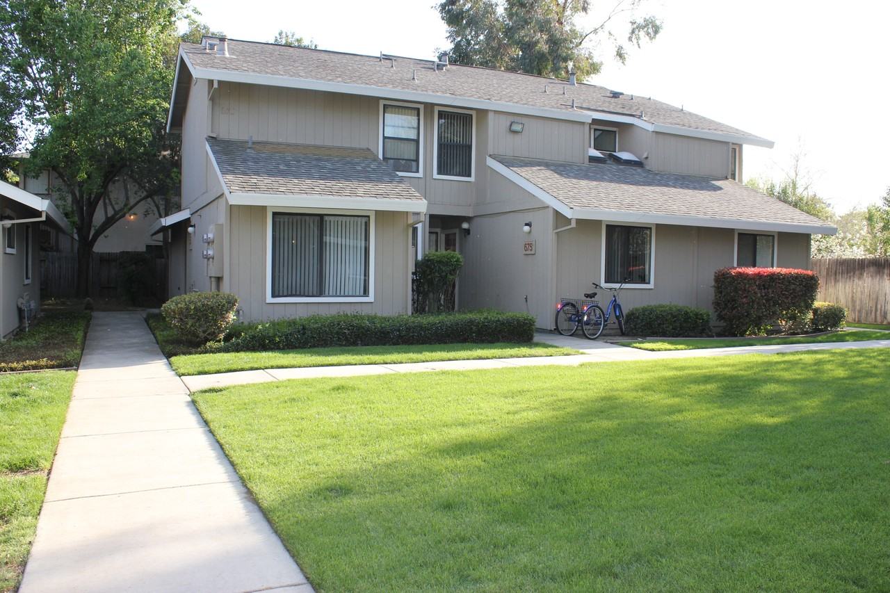 691 Adams St #NA - Photo 3 of 4