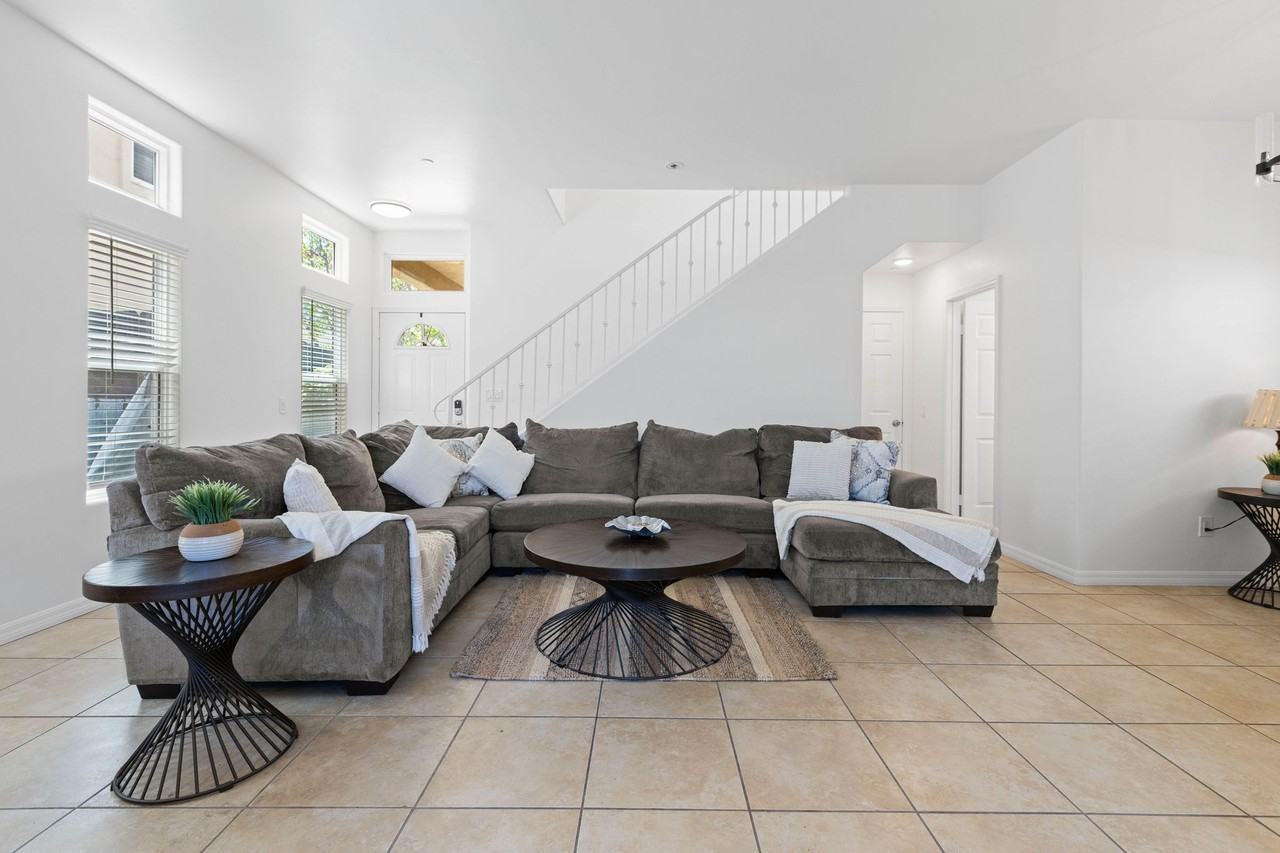 1786 Elm Ave #NA - Photo 7 of 35