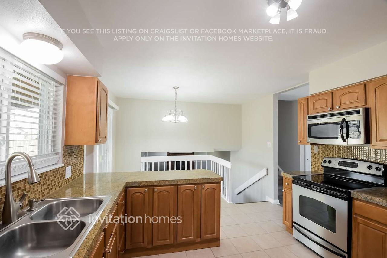 9853 W 74th Way - Photo 5 of 15