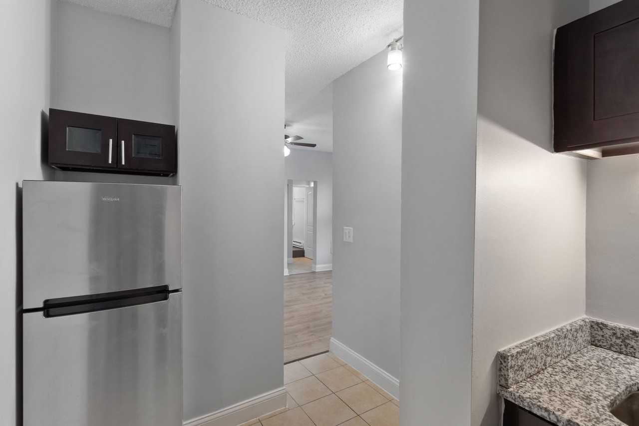 The Legacy HB at Clarendon Park - Photo 2 of 19