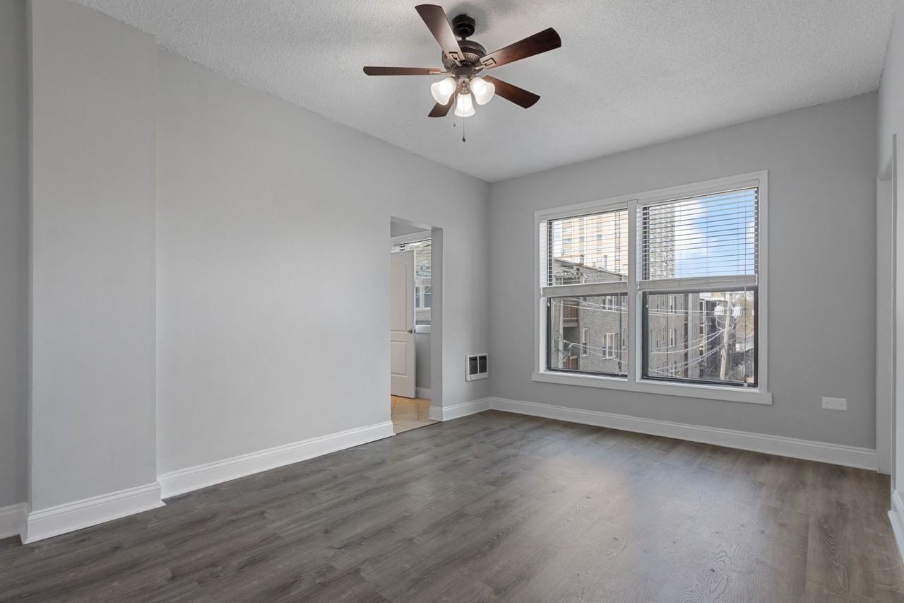 The Legacy HB at Clarendon Park - Photo 3 of 19