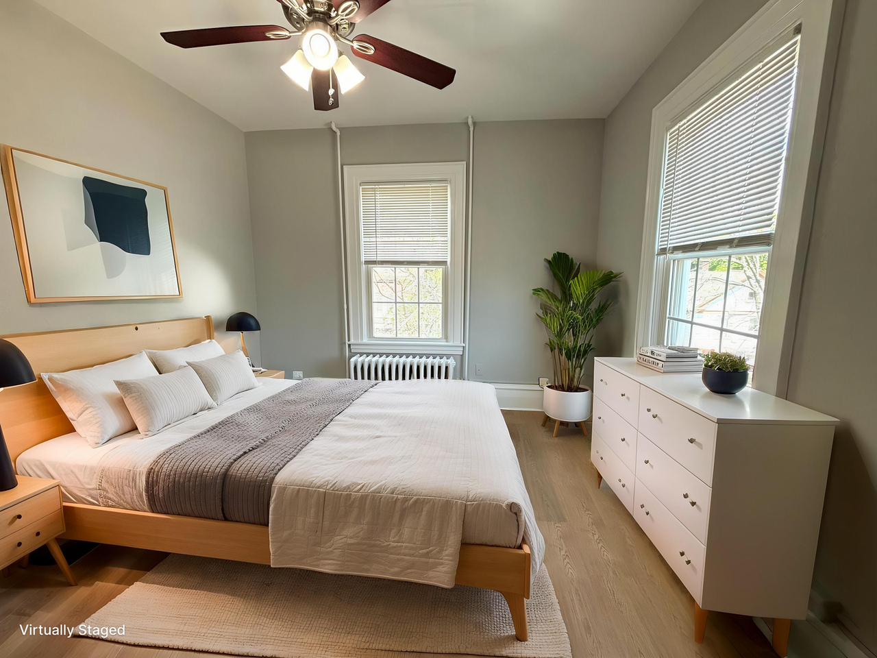 Nice and quiet apartments in New London - Photo 5 of 17