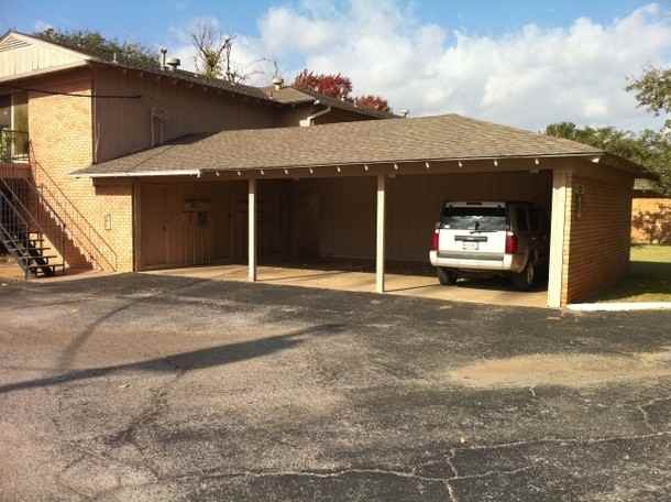 2600 Ivanhoe Ln - Photo 4 of 8
