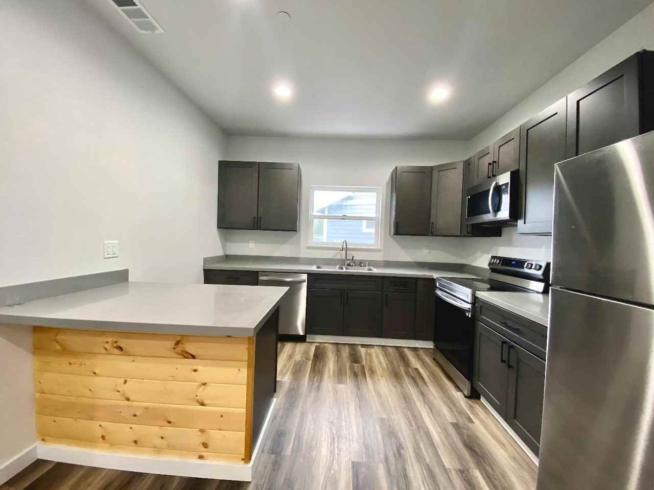 Villa Way - Photo 3 of 10